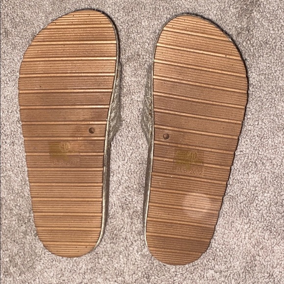 Forever 21 8.5 wedge slides - Picture 2 of 3